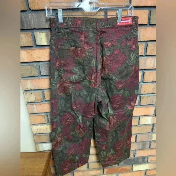 Halston Jeanswear Rose Floral Denim Capri Jeans Womens Size 10 - Picture 2 of 4